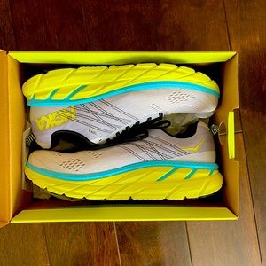 M’s Hoka Clifton 6 Brand New Size 10.5 In Lunar Rock/Nimbus Cloud